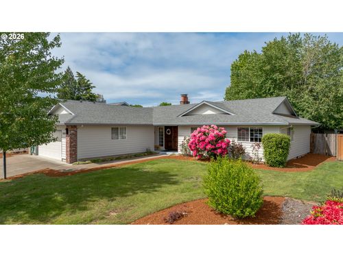 2835 Ne Leathers Ln, McMinnville, OR, 97128 | Card Image
