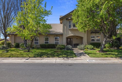 19547 Windrift Way, Woodbridge, CA, 95258-9068 | Card Image