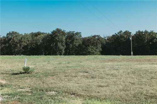 809 Se 600, Knob Noster, MO, 65336-2241 | Card Image