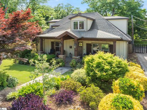 40 Keowee Ave, Greenville, SC, 29605-2917 | Card Image