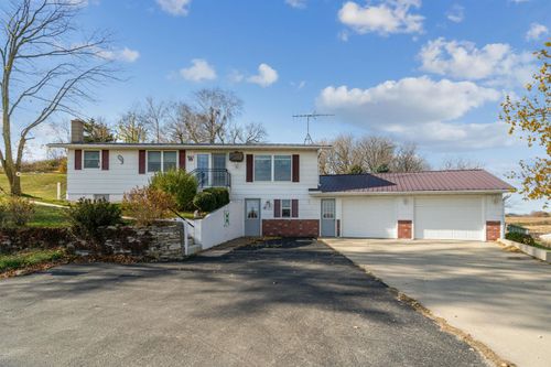 2162 Lycurgus Rd, Lansing, IA, 52151-7622 | Card Image