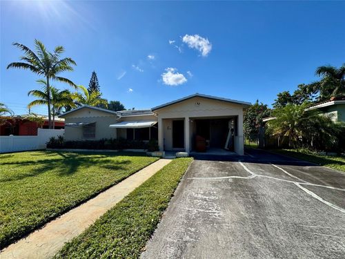 1415 Ne 17th Ave, Fort Lauderdale, FL, 33304-1325 | Card Image