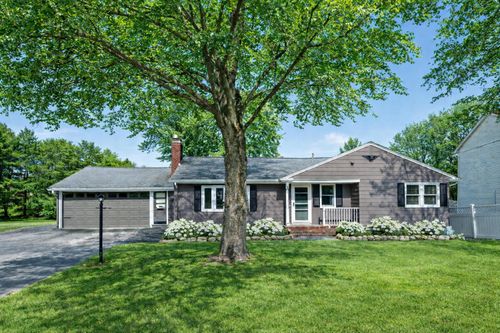 15 Bellaire Road, South Portland, ME, 04106 | Card Image