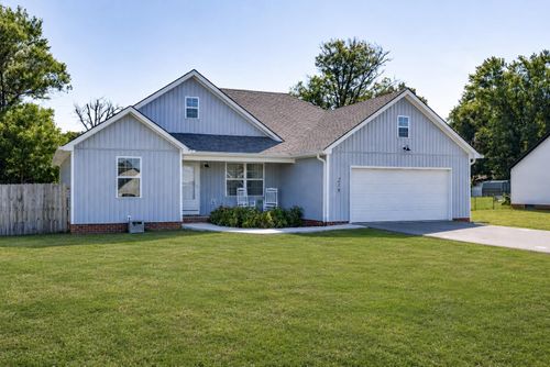 218 Dean Dr, Harrodsburg, KY, 40330-8314 | Card Image