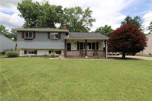 3947 Miner Dr, Brunswick, OH, 44212-2736 | Card Image