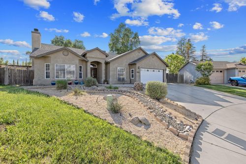 3605 E School Ct, Visalia, CA, 93292-7080 | Card Image