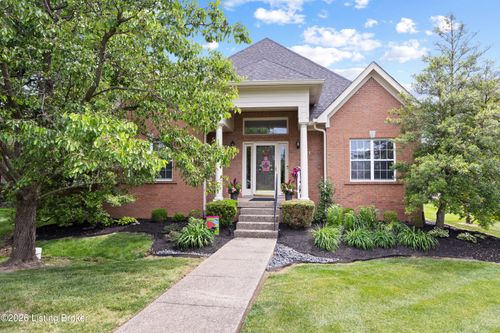 1116 Silvercrest Ln, Louisville, KY, 40223-3798 | Card Image