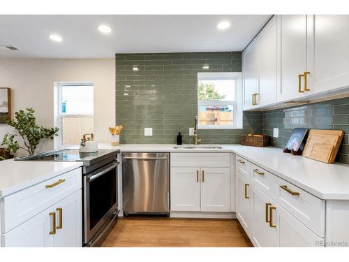 3715 N Jackson St, Denver, CO, 80205-3837 | Card Image