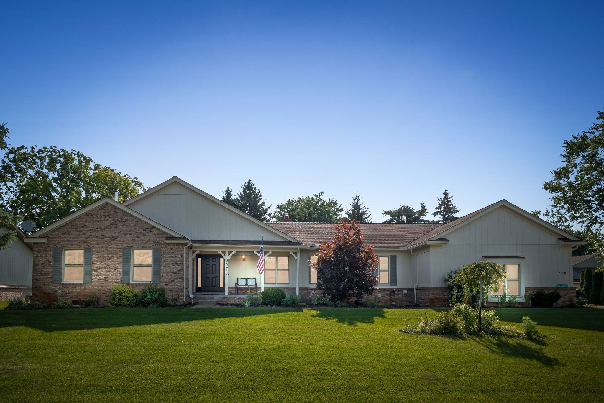 Paula Crest Dr, Commerce Township, MI 48382