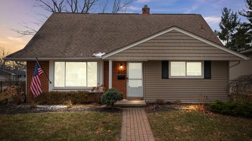 235 Burroughs St, Plymouth, MI, 48170-1923 | Card Image