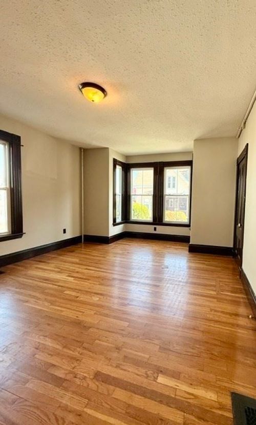 1-34 Pond Street, Beverly, MA, 01915 | Card Image