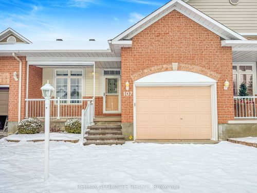 107 Sable Run Dr, Stittsville, ON, K2S1W7 | Card Image