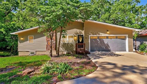 10 Orr Ln, Bella Vista, AR, 72715-8722 | Card Image