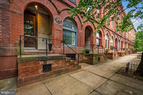 2024 Park Ave, BALTIMORE, MD, 21217-4816 | Card Image