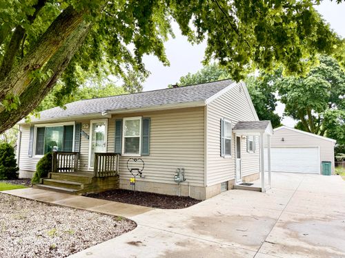 2038 Columbus Avenue, Muskegon, MI, 49441 | Card Image
