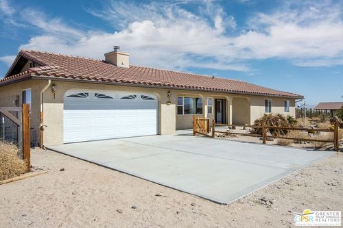 72772 Nandina St, Twentynine Palms, CA, 92277 | Card Image