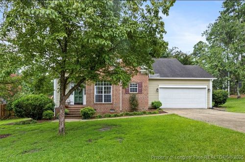 2927 Dark Branch Rd, Fayetteville, NC, 28304-3718 | Card Image