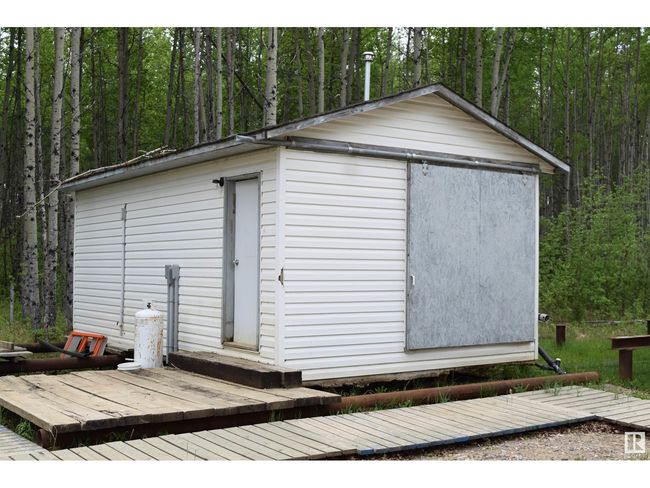455 Industrial Dr N, House other with 9 bedrooms, 10 bathrooms and 12 parking in Red Earth Creek AB | Image 17
