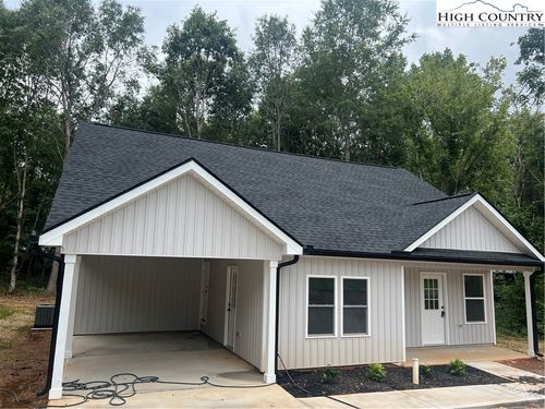 213 Mountain View St, Forest City, NC, 28043-2634 | Card Image