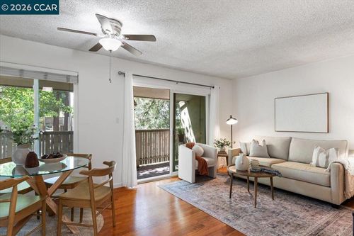 95-2716 Oak Rd, Walnut Creek, CA, 94597-2844 | Card Image