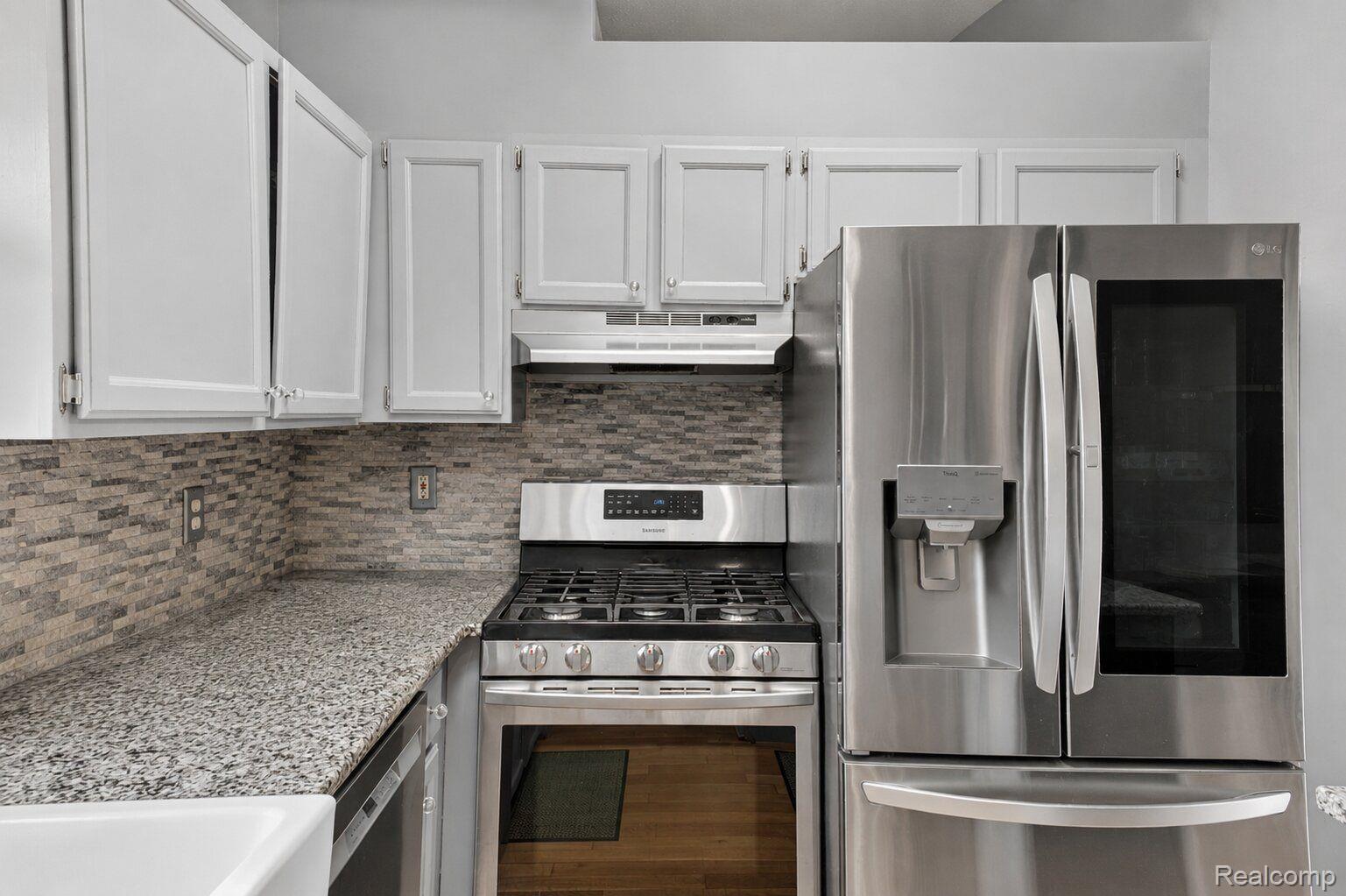 Residential Lease in Westland 5
