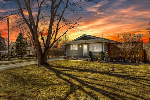 1501 Washington St, Lake In The Hills, IL, 60156-1043 | Card Image