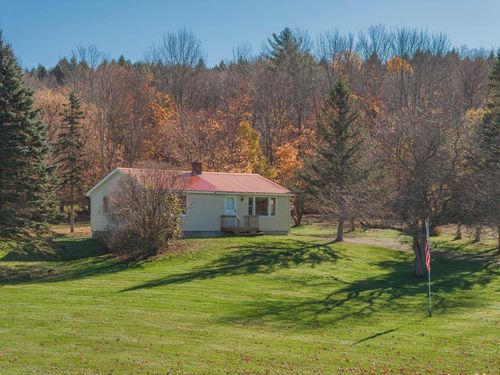 87 Woodway Dr, Morristown, VT, 05661-8132 | Card Image