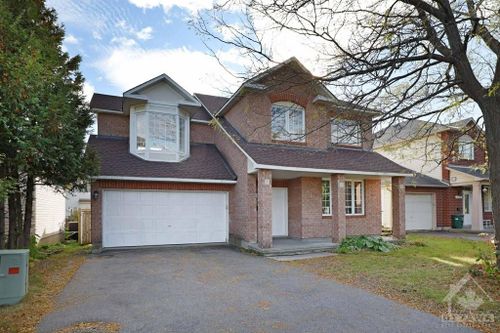 3364 Mccarthy Rd, Ottawa, ON, K1V1Z6 | Card Image