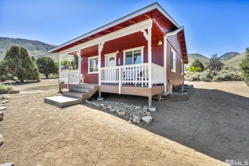 591 Pinenut Rd, Coleville, CA, 96107-9743 | Card Image