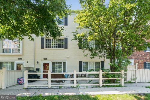 1501 N Van Dorn St, ALEXANDRIA, VA, 22304-1922 | Card Image