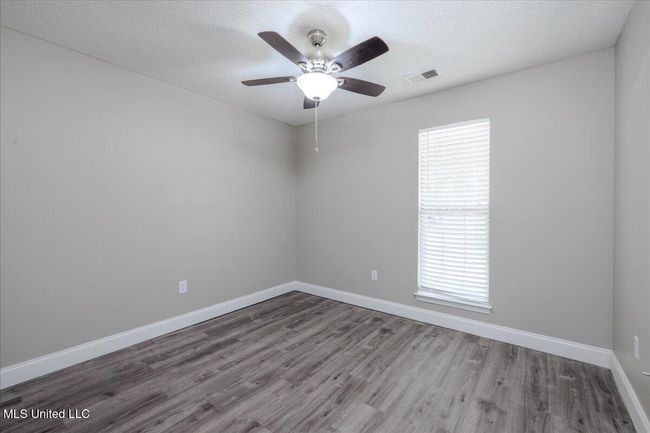 16-Bedroom 2 | Image 16