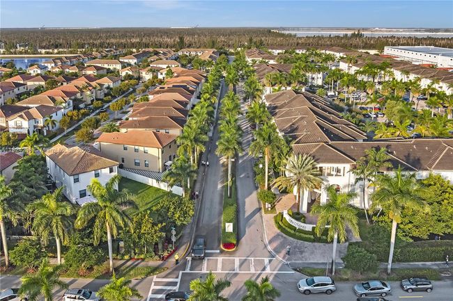 APT-209 - 11401 Nw 89 Th St, Home with 2 bedrooms, 3 bathrooms and null parking in Doral FL | Image 40