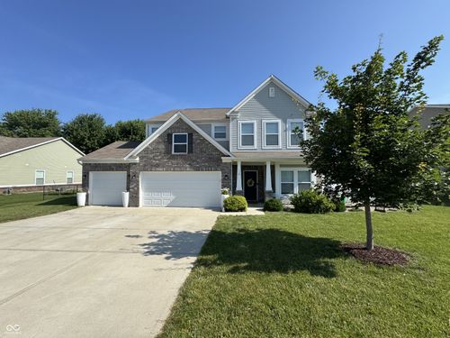 110 Raymond Ave, Trafalgar, IN, 46181-9315 | Card Image