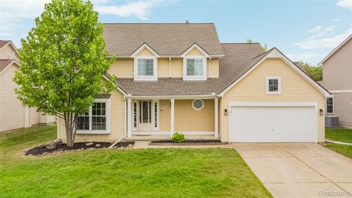 47197 Scarlet Dr S, Novi, MI, 48374-3446 | Card Image