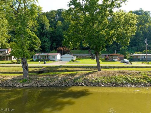355 Muskingum River Rd, Marietta, OH, 45750-6635 | Card Image