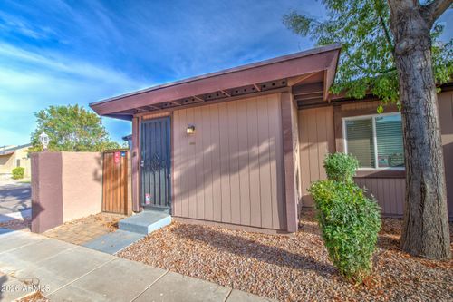 a-916 S Hacienda Dr, Tempe, AZ, 85281-4427 | Card Image