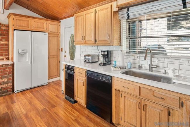 1959 Poplar Dr, House other with 4 bedrooms, 3 bathrooms and 5 parking in Running Springs CA | Image 17