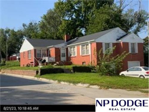 5209 Northwest Dr, Omaha, NE, 68104-2862 | Card Image
