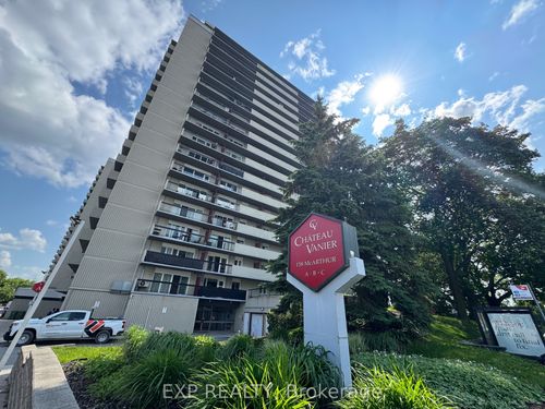 909-158A Mcarthur Ave, Ottawa, ON, K1L7E7 | Card Image