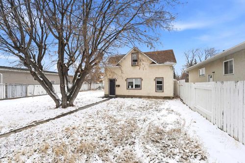 5713 57 Ave, Red Deer, AB, T4N4S2 | Card Image