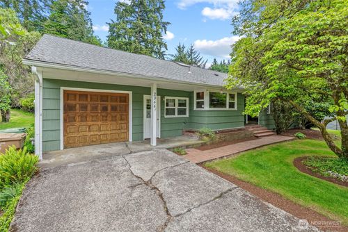 2944 Madrona Dr, Longview, WA, 98632-4522 | Card Image