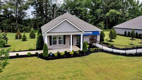 935 Mewborn Farm Rd, Oakland, TN, 38060-5395 | Card Image