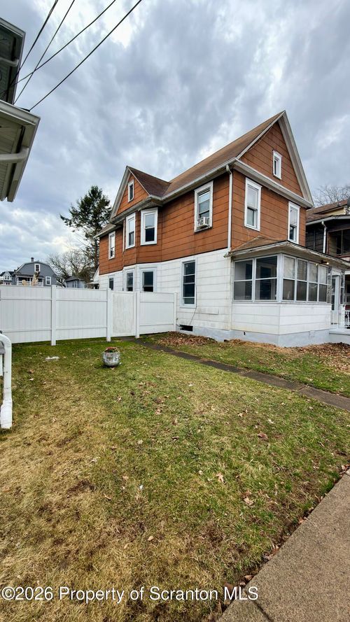 342 Horton St, Wilkes Barre, PA, 18702-1533 | Card Image
