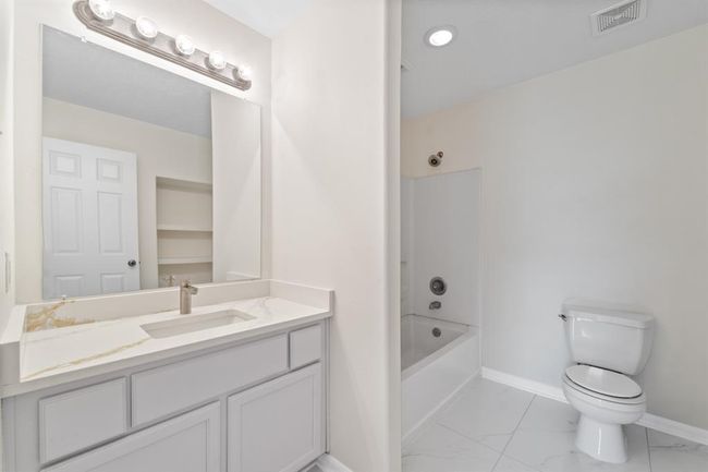 1022 Vera Cruz Dr, House other with 6 bedrooms, 4 bathrooms and 2 parking in Rosenberg TX | Image 14