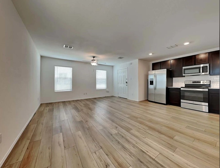 Residential Lease in Princeton 4