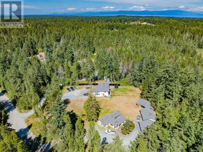 1533 Braddock Rd, House other with 10 bedrooms, 8 bathrooms and 8 parking in Errington BC | Image 2