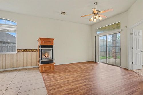 21876 Homesteaders Pl, Edmond, OK, 73012-3248 | Card Image