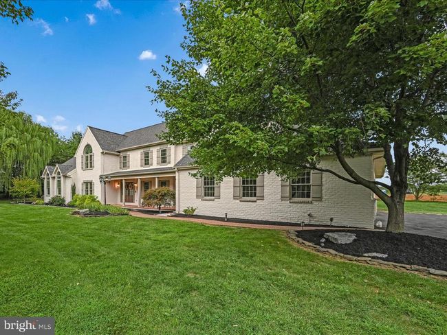 301 Sarsen Dr, House other with 5 bedrooms, 4 bathrooms and null parking in LITITZ PA | Image 4