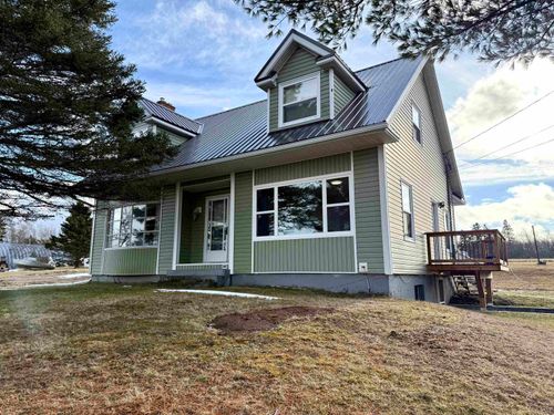 1042 Highway 6, Warren, NS, B4H3Y2 | Card Image