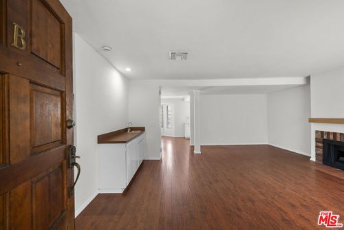 b-417 N Alhambra Ave, Monterey Park, CA, 91755 | Card Image